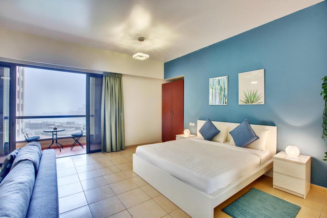 Spacious Sea View Studio At The Beach Jbr Dubai Exterior foto